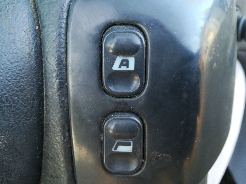 Кнопка стеклоподъемника к Citroen Xantia 1997