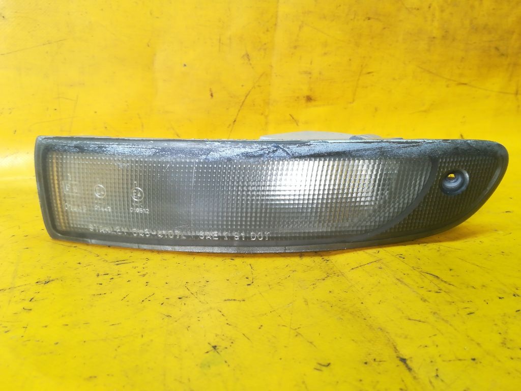 Поворотник левый к Mazda Xedos 9 1997