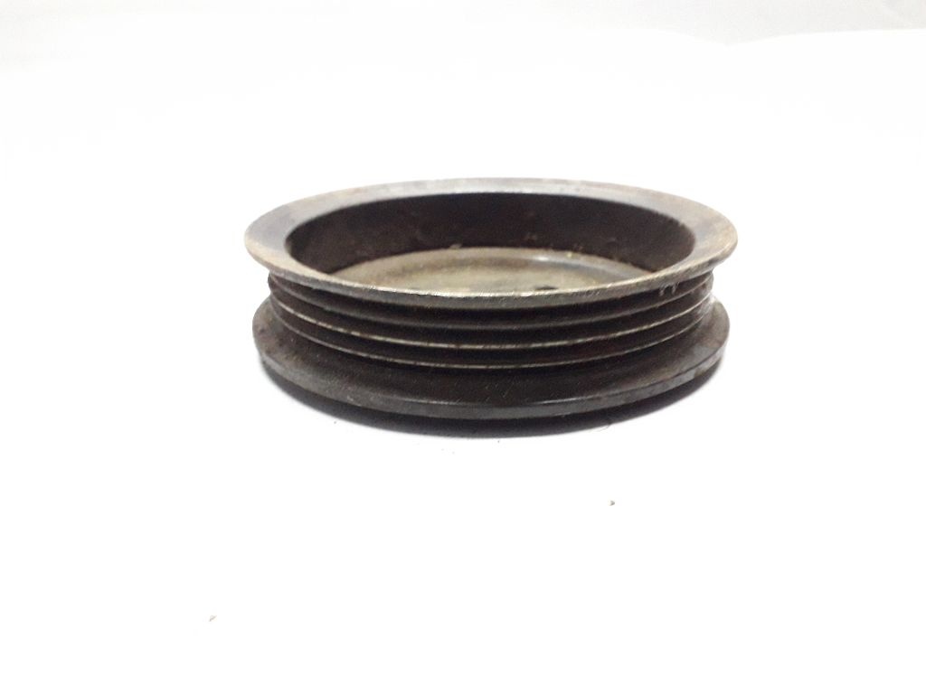 Шкив помпы к Nissan Primera 1996
