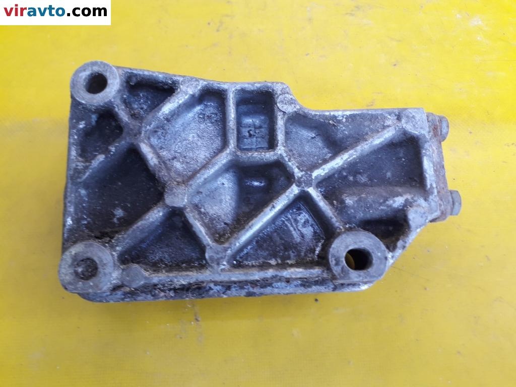 Кронштейн генератора к Citroen Saxo 1997