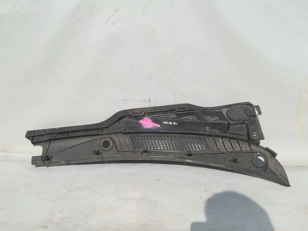 Дождевик к Renault Megane 1996