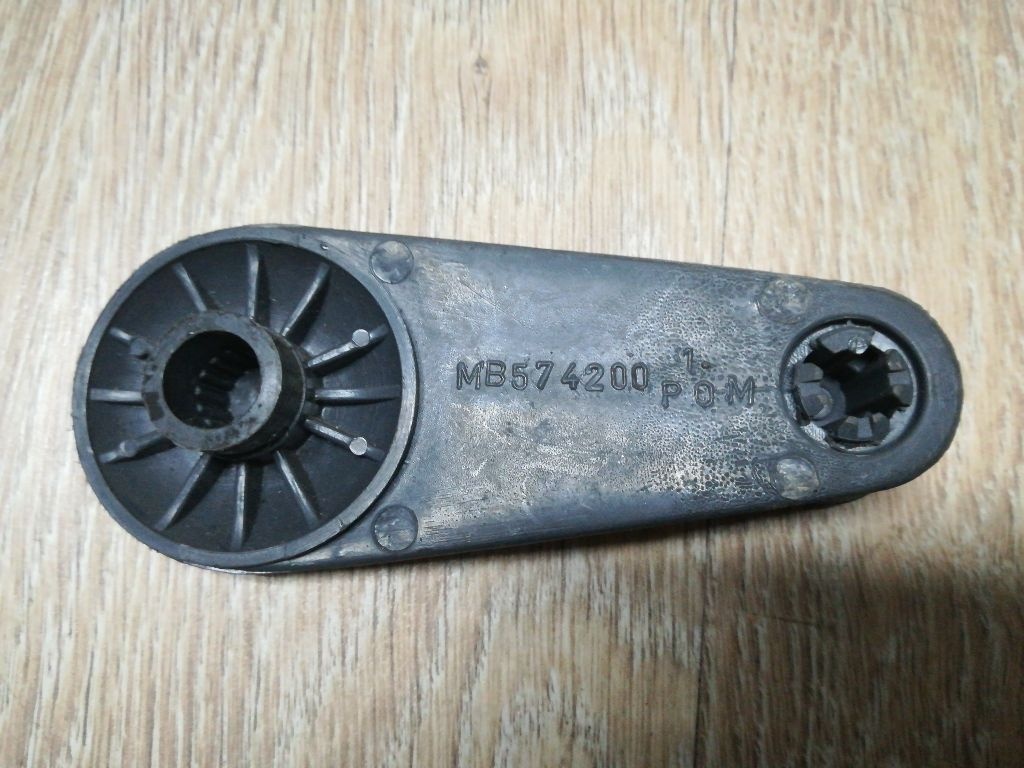 Ручка стеклоподъемника к Proton Persona 1998