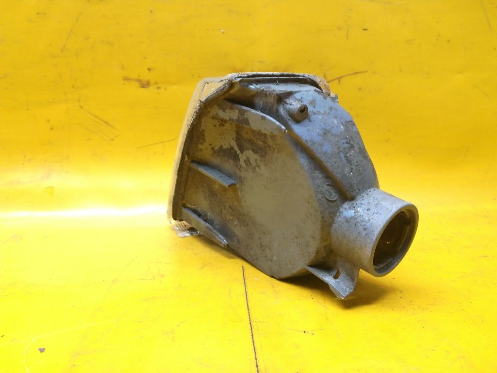 Поворотник правый к Renault 19 1993