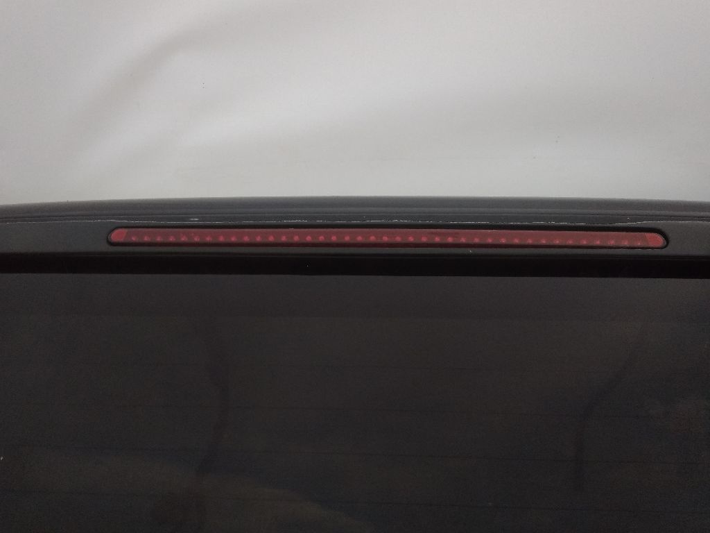Стоп-сигнал к Lincoln Navigator 2000