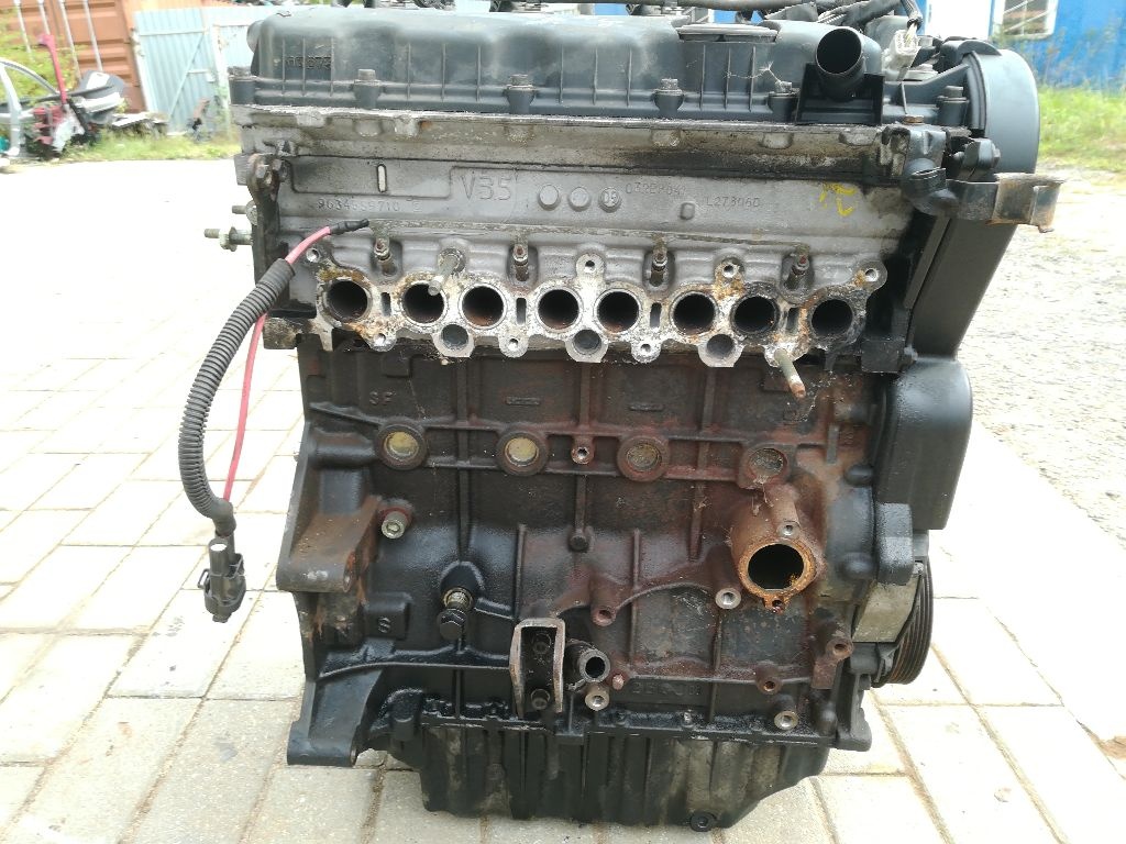 Двигатель к Peugeot 807 2007