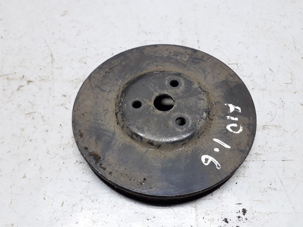 Шкив помпы к Kia Rio 2001
