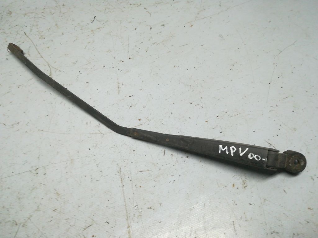 Щеткодержатель задний к Mazda MPV 2001