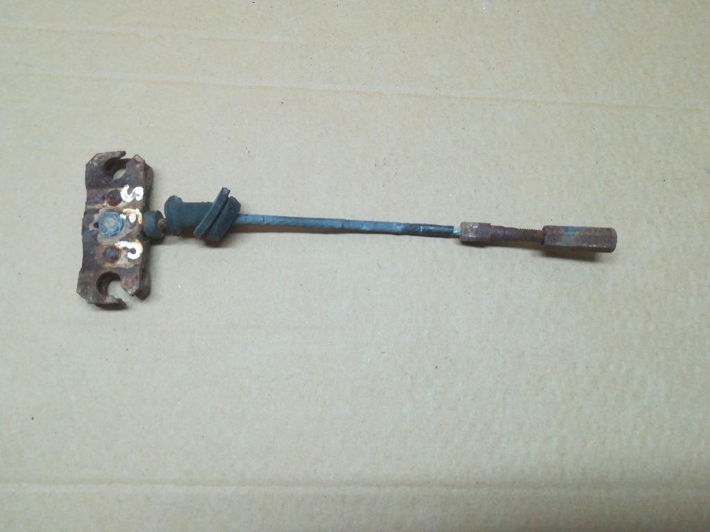 Трос ручника к Kia Sephia 1996