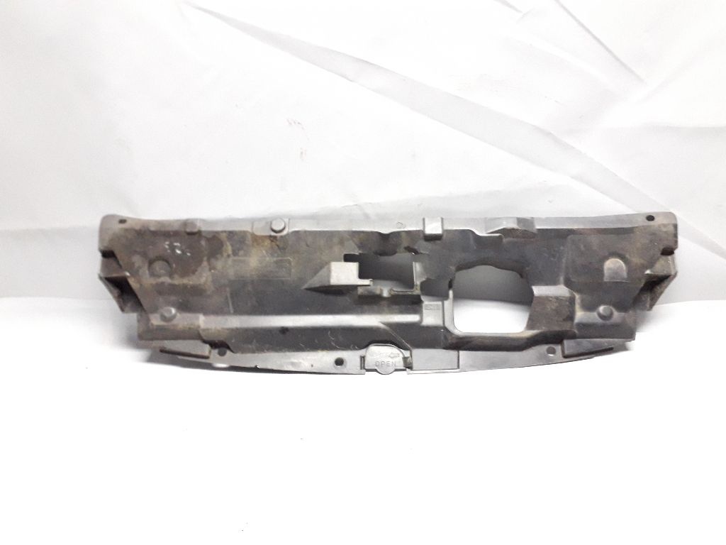 Пластик к Mazda 323 1996