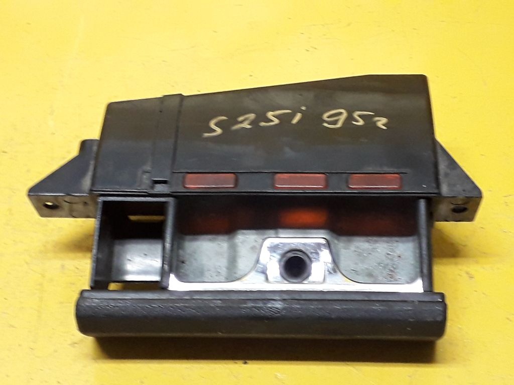 Пепельница к BMW 5 1995