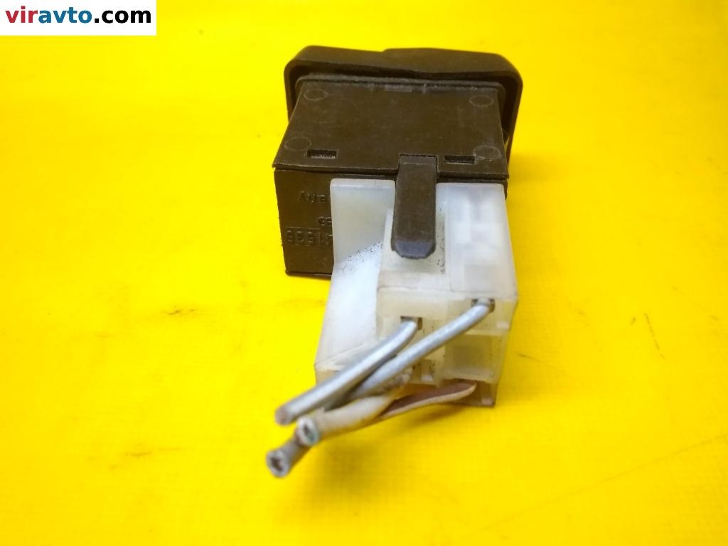 Кнопка противотуманных фар к Volkswagen Passat 1990