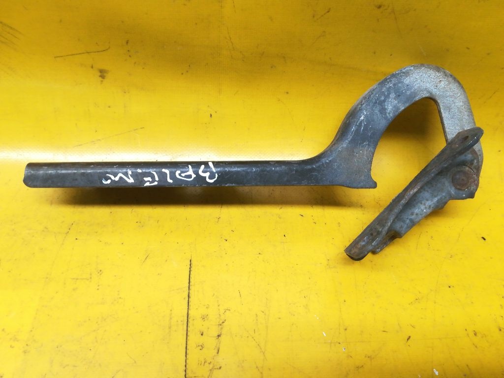 Петля капота к Suzuki Baleno 1998