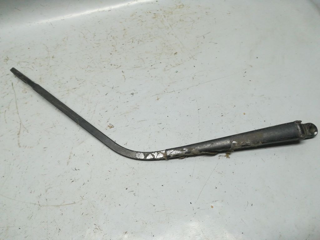 Щеткодержатель задний к Renault Laguna 1997