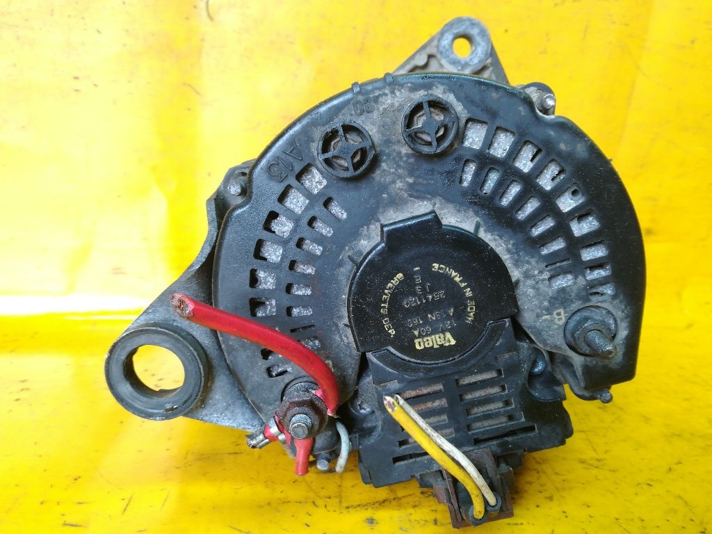 Генератор к Renault Rapid 1993