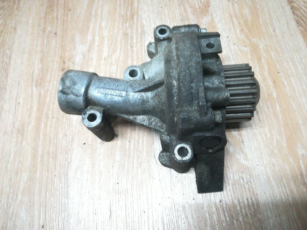 Помпа к Peugeot 406 1999