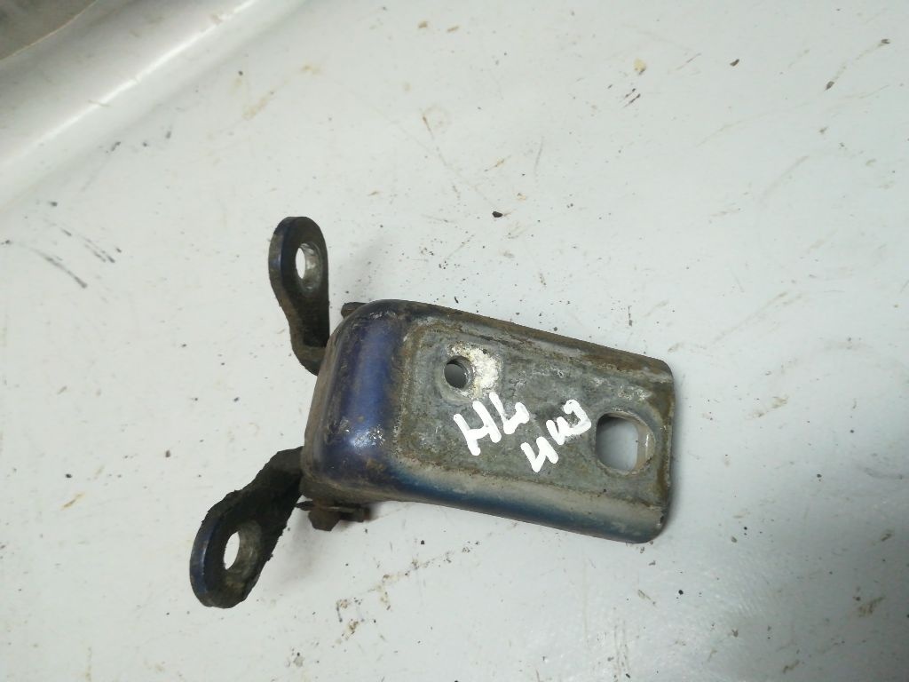 Петля двери к Ford Mondeo 1996