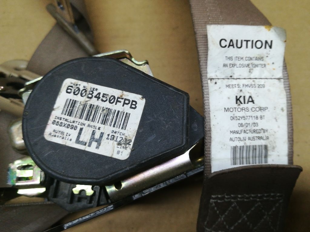 Ремень безопасности к Kia Sedona 2003