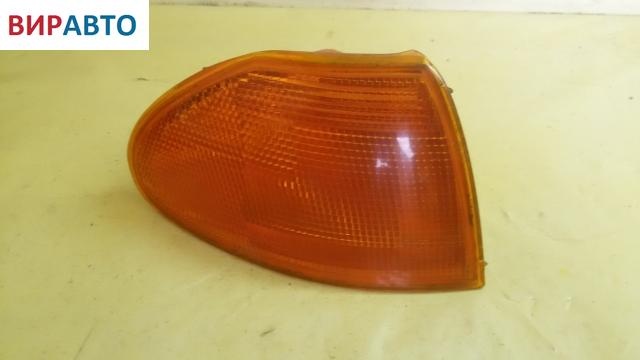 Поворотник правый к Opel Astra 1995