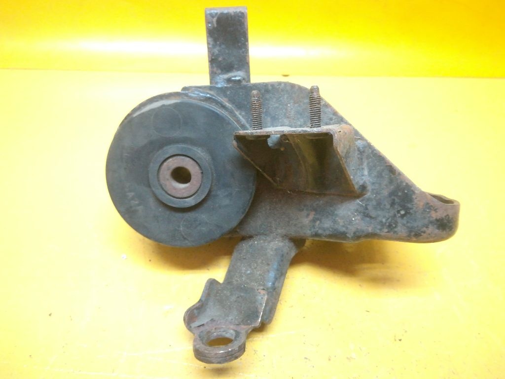 Подушка крепления КПП к Mazda 626 1997