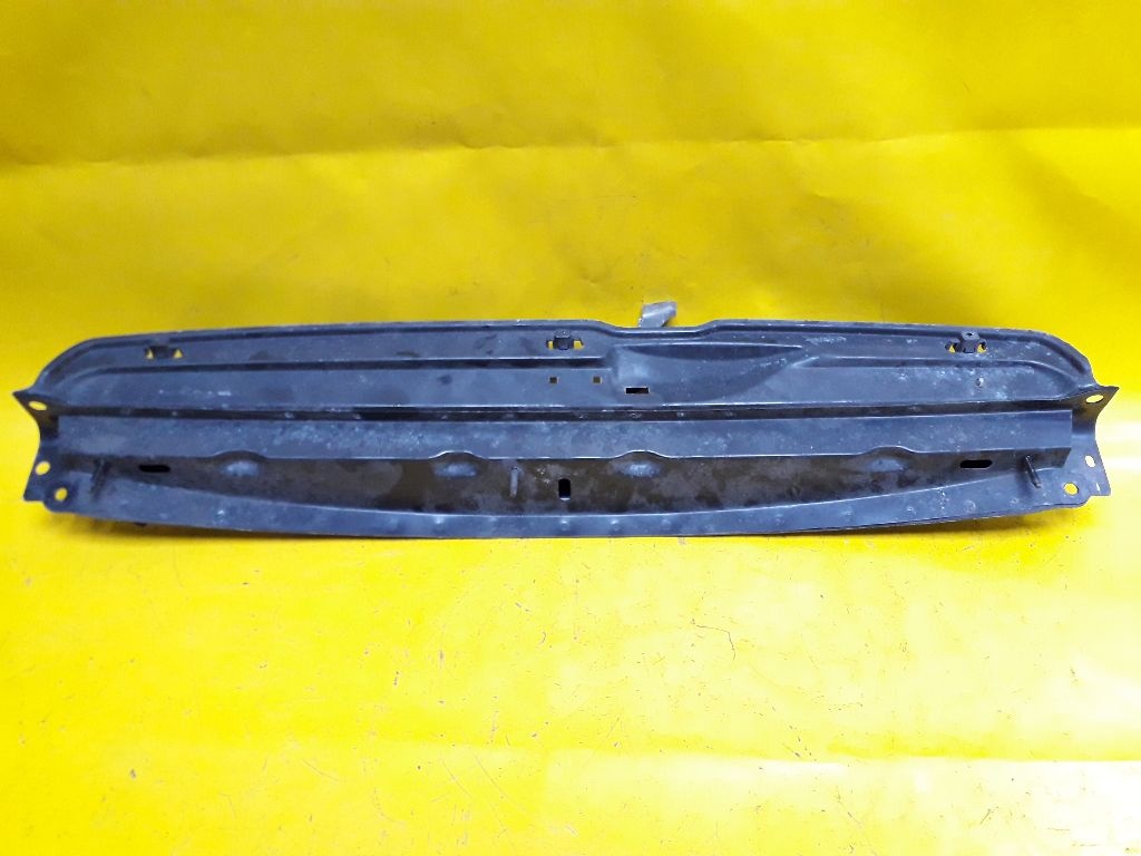 Планка под капот к Citroen C3 2001
