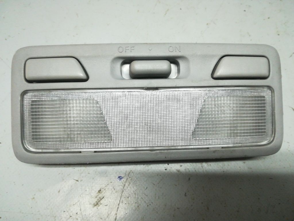 Фонарь салона (плафон) к Mitsubishi Outlander 2004