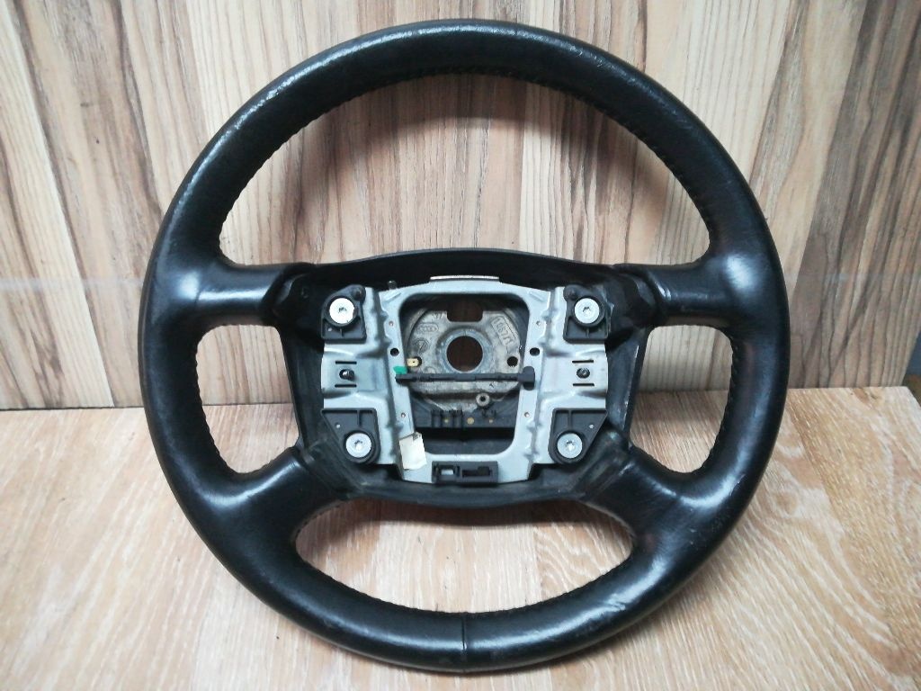 Руль к Audi A4 1999