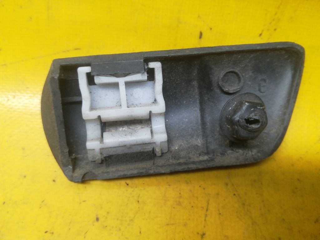 Молдинг крыла к Renault 19 1993