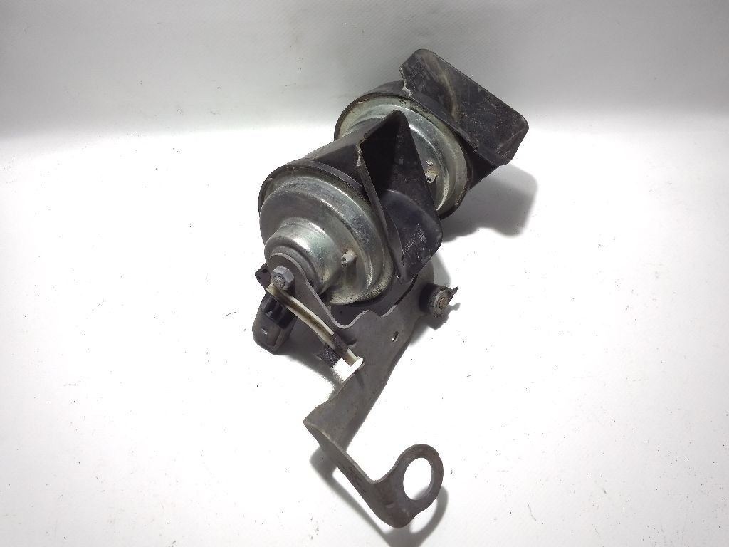 Сигнал (клаксон) к Audi A3 2004