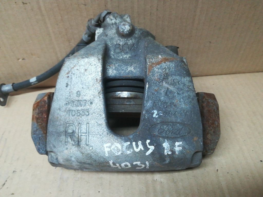 Суппорт передний правый к Ford Focus 2007