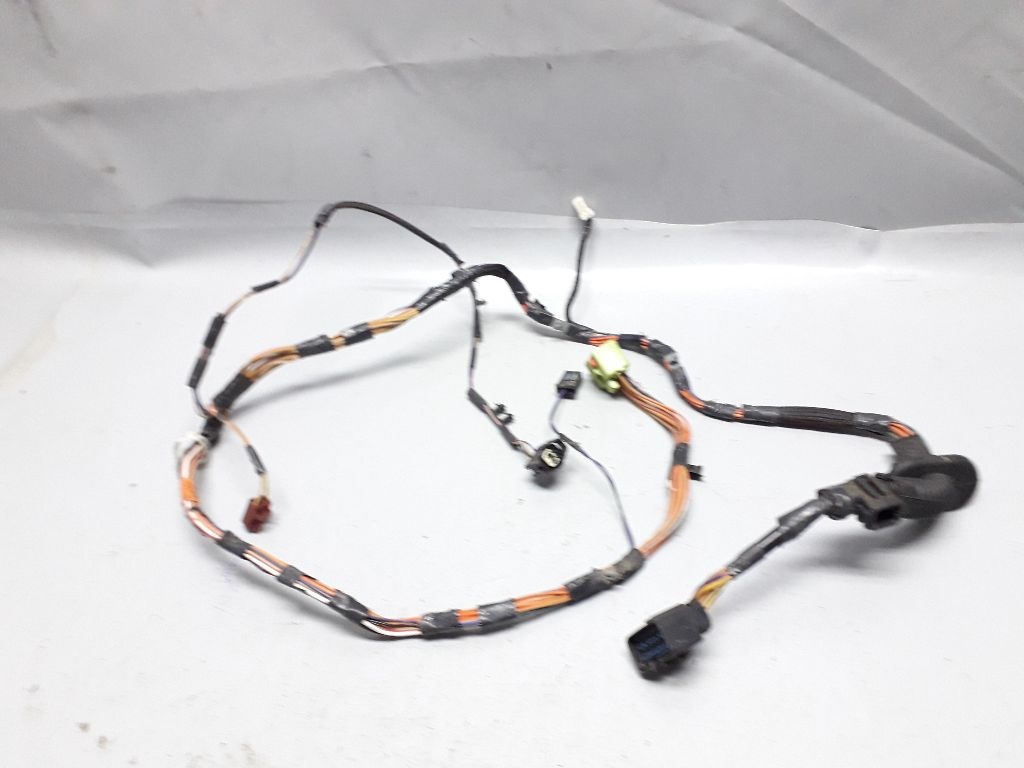 Проводка двери к Dodge Caravan 2005