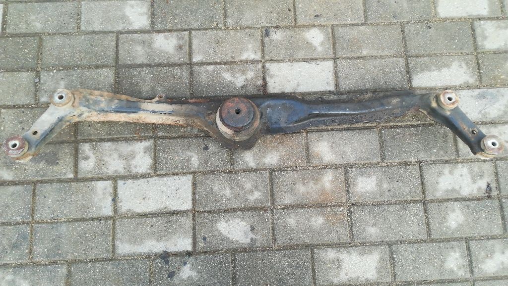 Балка под радиатор к Volkswagen Vento 1996