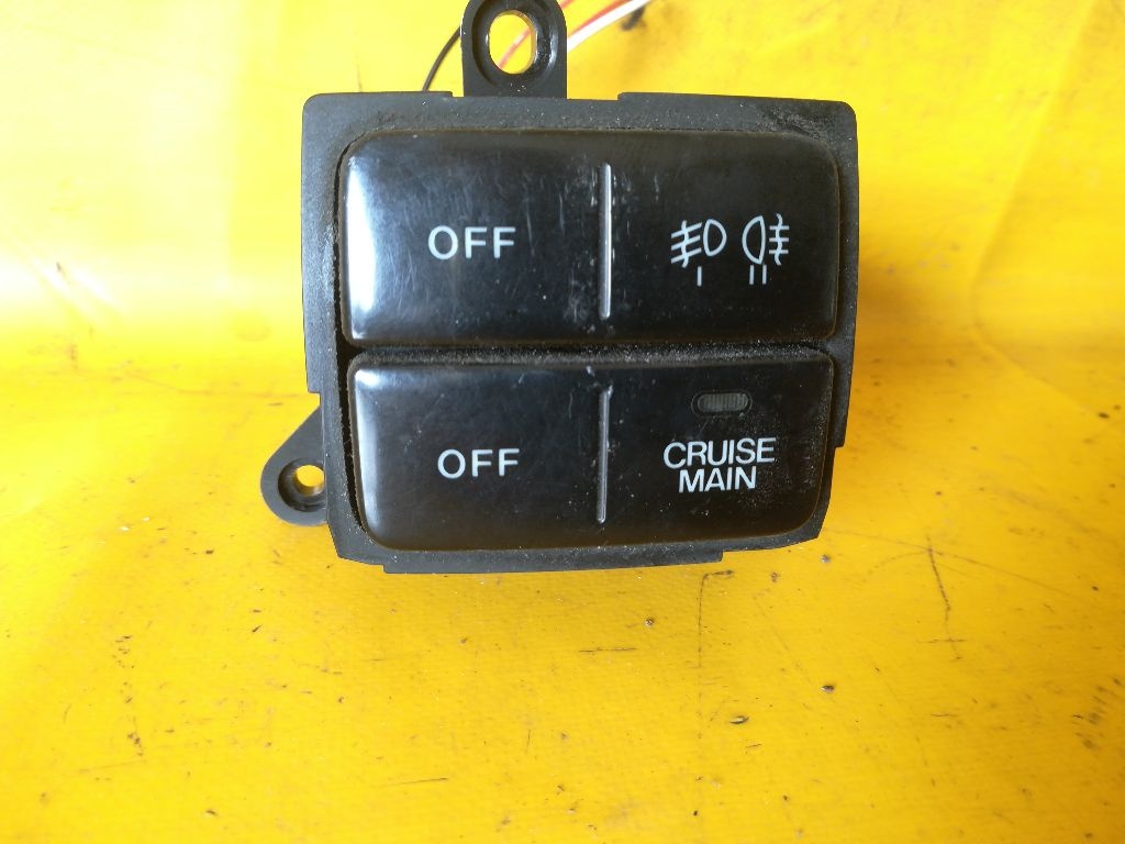 Кнопка противотуманных фар к Mazda Xedos 9 1994