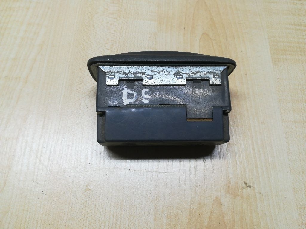 Часы к Daewoo Nexia 1997