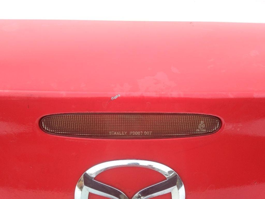 Стоп-сигнал к Mazda 3 2005