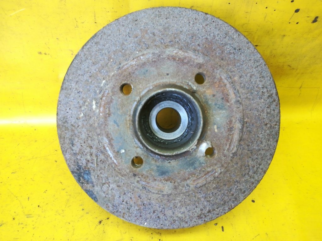 Барабан тормозной к Renault Rapid 1993