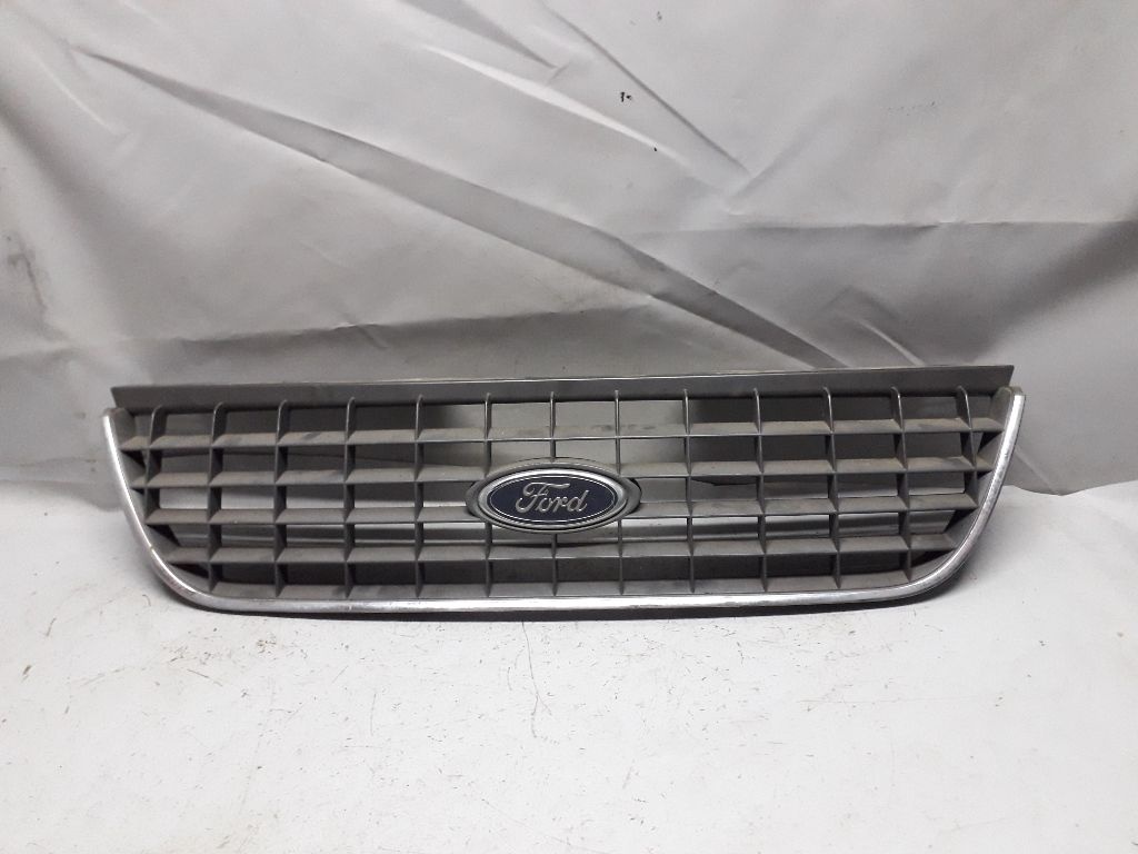 Решетка радиатора к Ford Explorer 2002