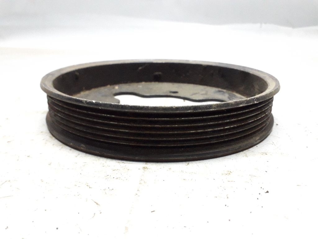 Шкив помпы к Chrysler Voyager 2001