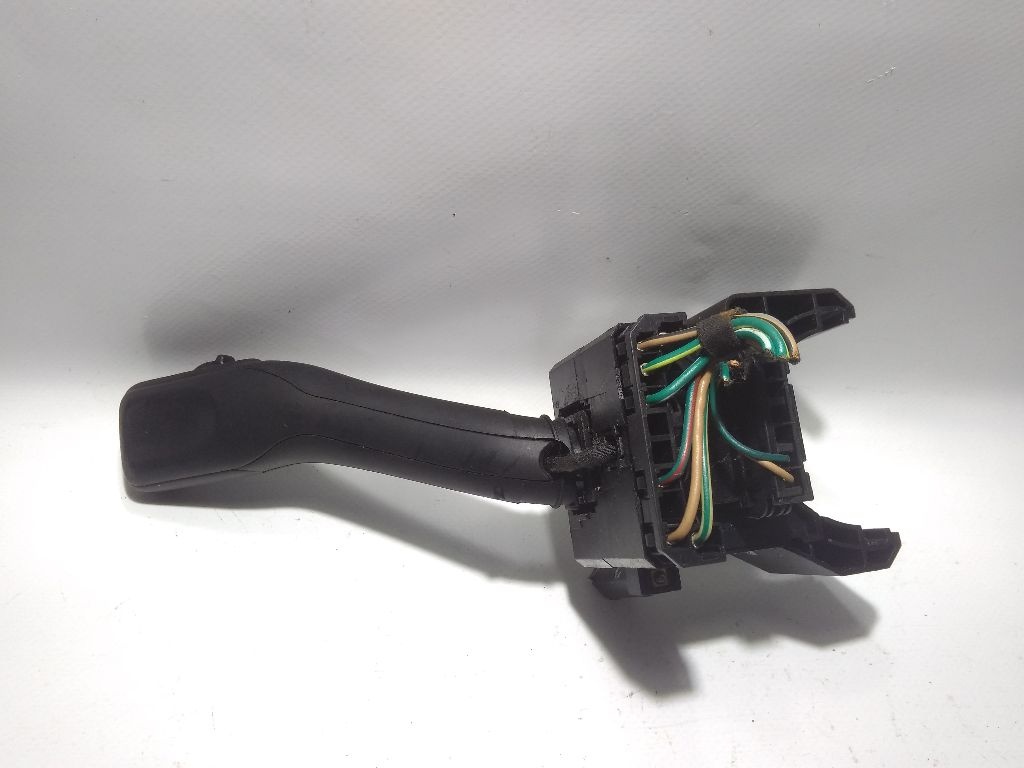 Переключатель дворников к Volkswagen Passat 2001