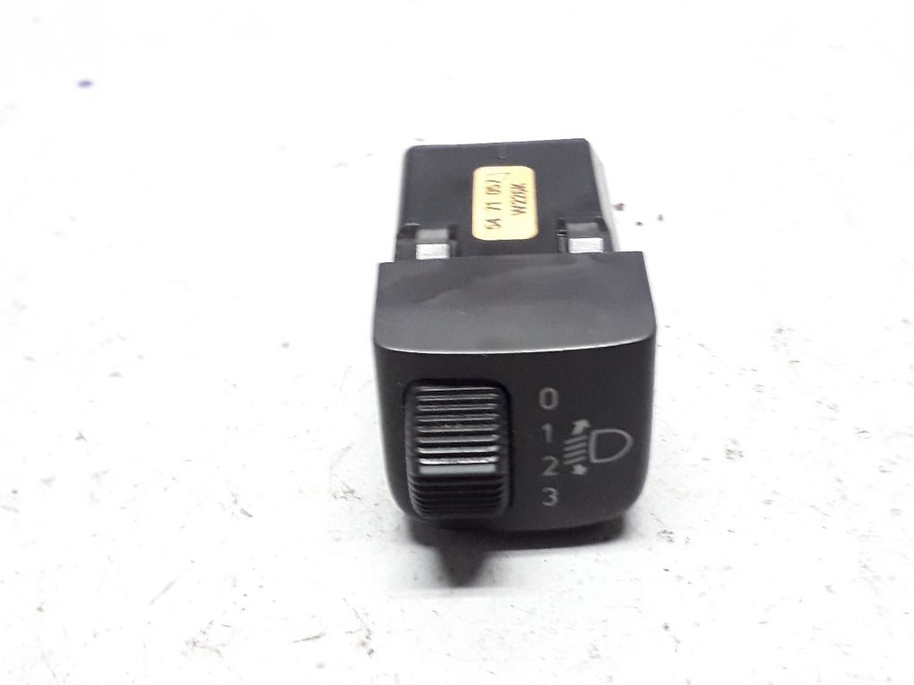 Кнопка корректора фар к Saab 9-5 2001