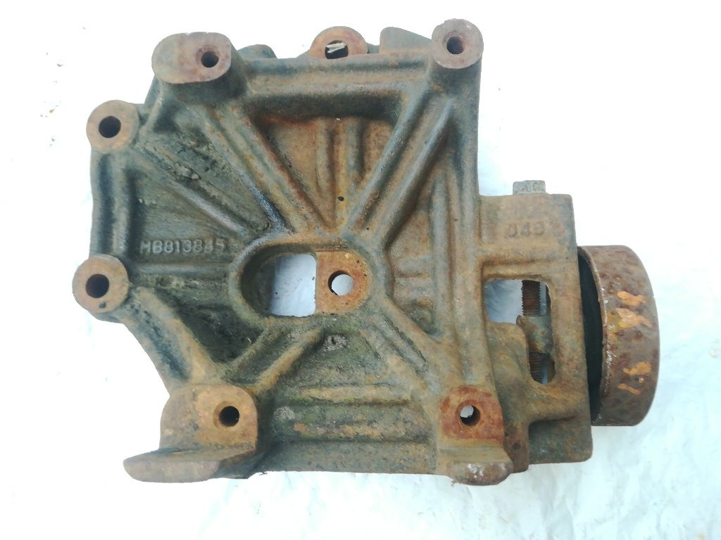 Кронштейн компрессора кондиционера к Proton Persona 1998
