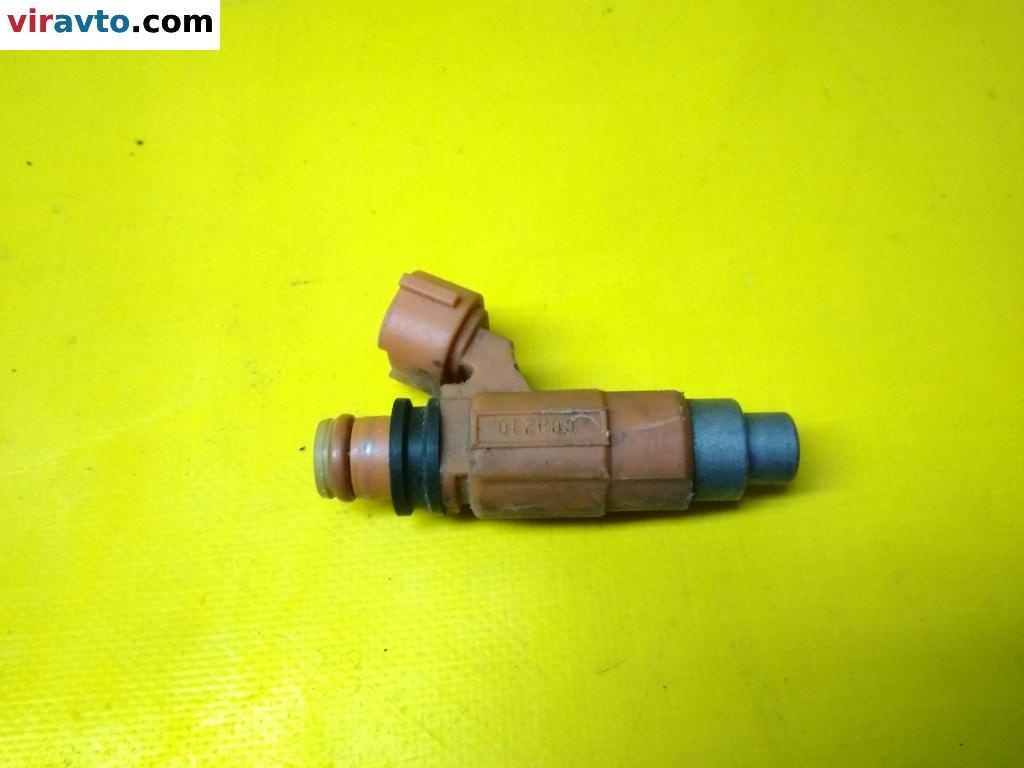 Форсунка к Mitsubishi Carisma 2000