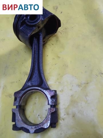 Поршень к Mazda 323 1995