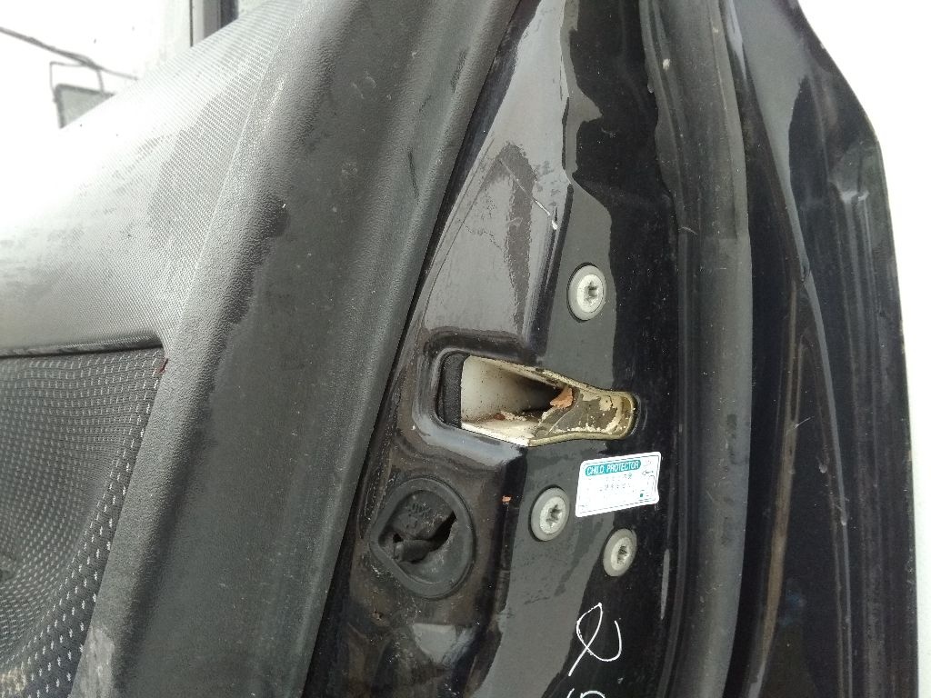 Замок двери задней правой к Scion xB 2004