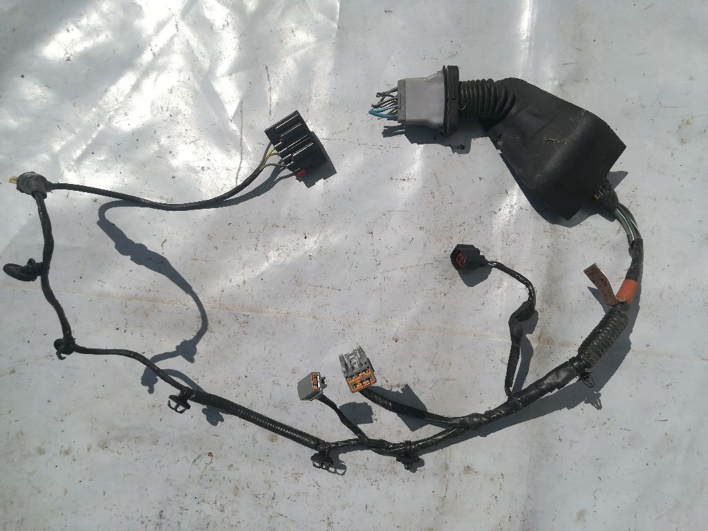 Проводка двери к Ford Fusion 2006