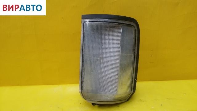 Поворотник левый к Nissan  1994