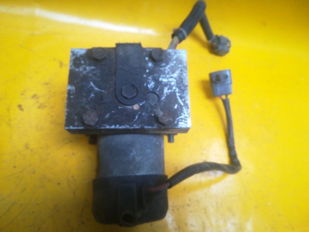 Блок ABS к Mazda 626 1996