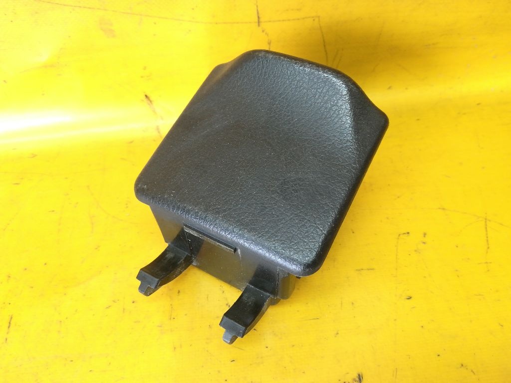 Пепельница к Mazda Xedos 9 1994