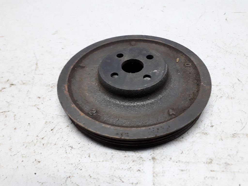 Шкив помпы к Hyundai Lantra 1993
