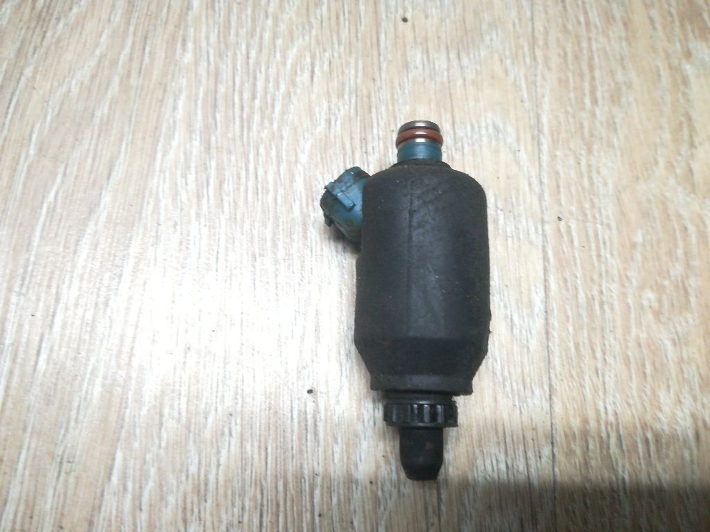 Форсунка к Mazda 626 1995