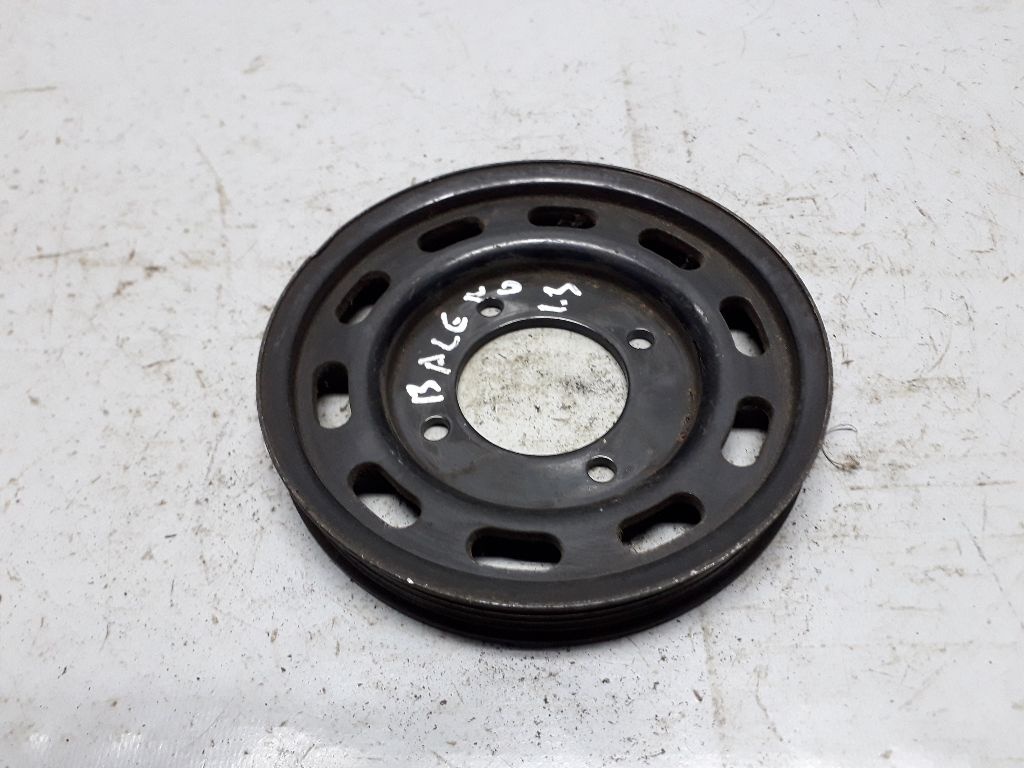 Шкив помпы к Suzuki Baleno 1997
